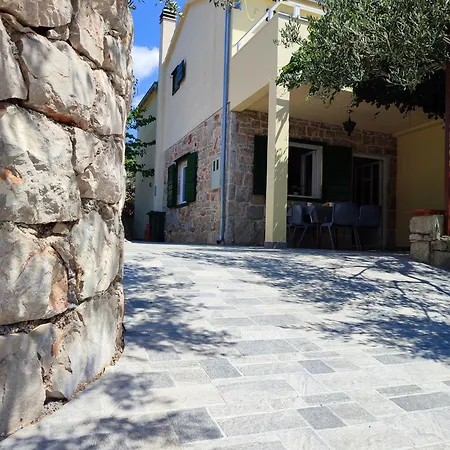 Peacefull Getaway Island Hvar!